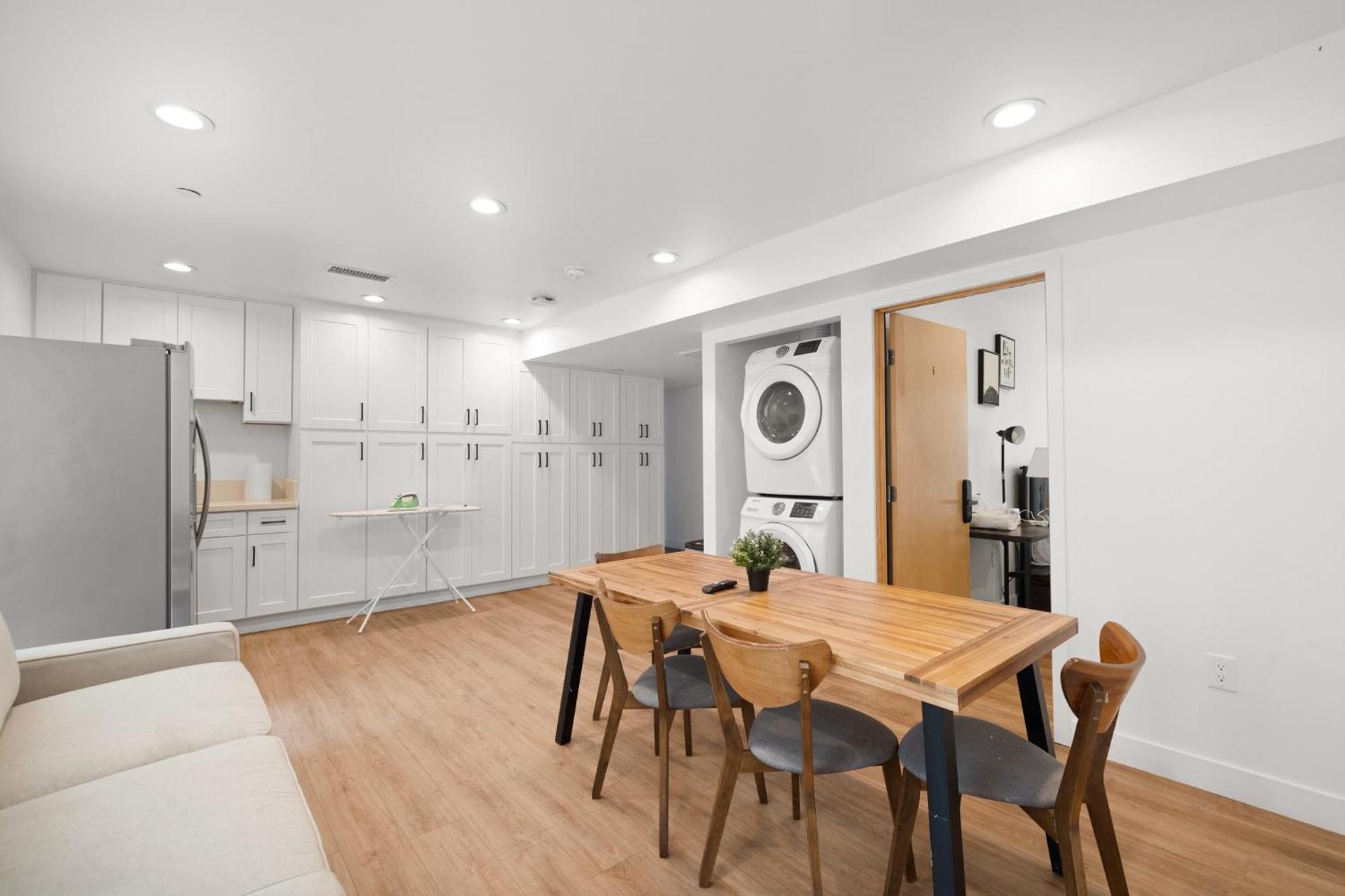 Spacious 1-Bd Hideaway Close To Usc Room With Share Livingroom Los Angeles Exterior photo